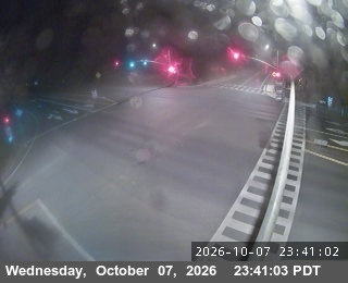 The road at Little Lake Rd, live