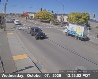 The road at K St - SE Corner, live