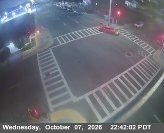 The road at Eureka / 4th & L (Looking North), live