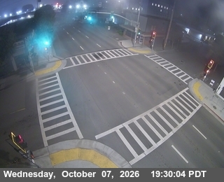 The road at Eureka / 5th&L - Looking North, live