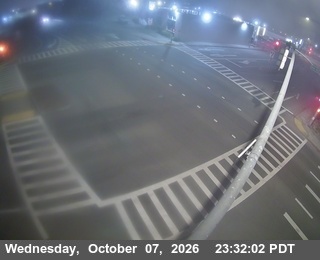 The road at Eureka / 5th & R Street - Looking North, live