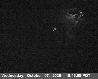 The road at North Of Cushing Creek - Looking South, live