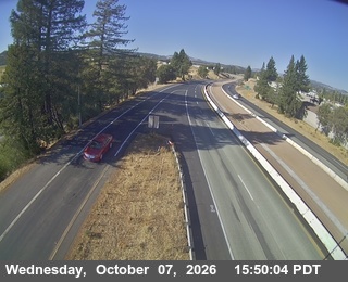 The road at Ukiah / State Street - Looking North, live