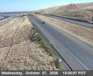 The road at 105 - NB I-5 Del Puerto Canyon Rd, live