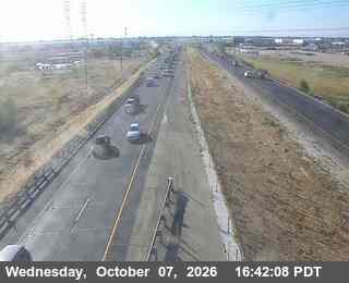 The road at 106 - EB SR 120 Yosemite Ave, live