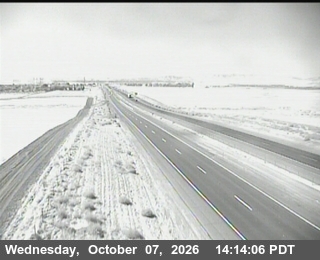 The road at 158 - EB SR 152 west of I-5, live