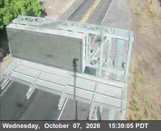 The road at 166 - EB 4 east of SR 99, live