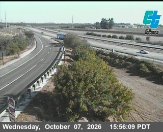 The road at 19 - NB SR 99 South of Sultana Drive, live