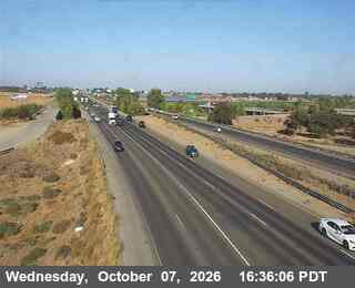The road at 2 - SB I-5 Jct I-205, live