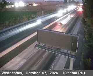 The road at 30 - SB SR 99 Griffith Road OC, live