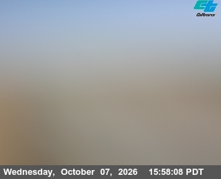 The road at 64 - NB SR-99 south of Le Grand Rd RWIS, live