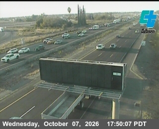 The road at 70 - NB I-5 south of French Camp Road, live