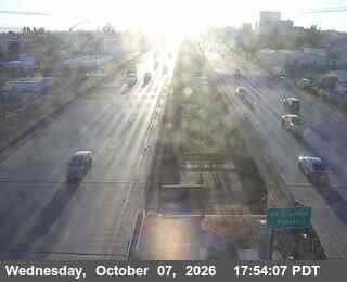 The road at 71 - WB 4 Wilson Way, live