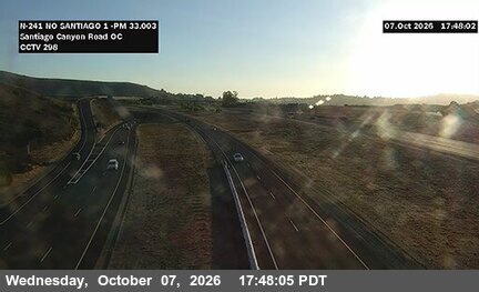 The road at 900 Meters NO Santiago 1 Canyon Road Overcross, live