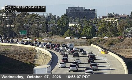 The road at South of University Drive Undercross, live