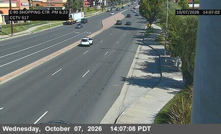 The road at Shopping Ctr SE Corner, live