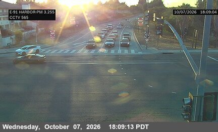 The road at Harbor Blvd, live