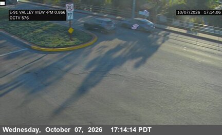 The road at E-91 Valley View, live
