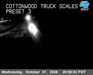 The road at Cottonwood Truck Scales, live