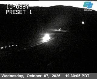 The road at I5-US97, live