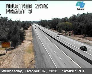 The road at Mountain Gate, live