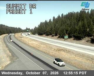 The road at Summit Dr, live