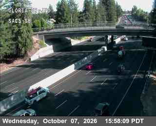 The road at Hwy 5 at Gloria, live