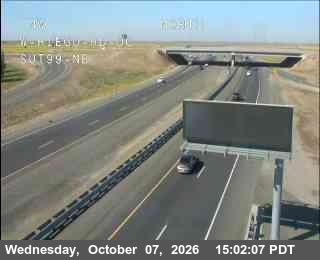 The road at Hwy 99 at Riego NB, live