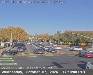 The road at Embarcadero, live