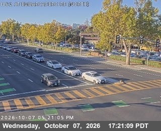 The road at Embarcadero, live