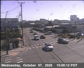 The road at E13 AT 7TH ST - Looking South, live