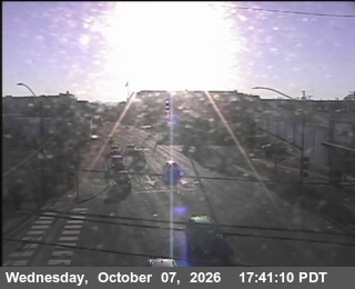The road at E13 AT 7TH ST - Looking West, live