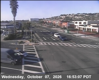 The road at Potrero Avenue - Looking North, live