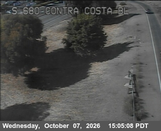 The road at At Contra Costa Bl, live