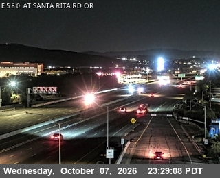 The road at At Santa Rita Rd Or, live