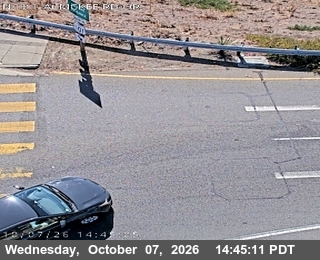 The road at At Mckee Rd, live