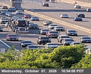 The road at S101 at Old Oakland Road, live