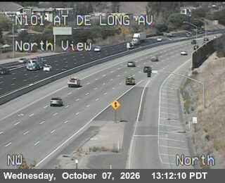 The road at At De Long Ave, live