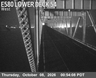 The road at Lower Deck Pier 54, live