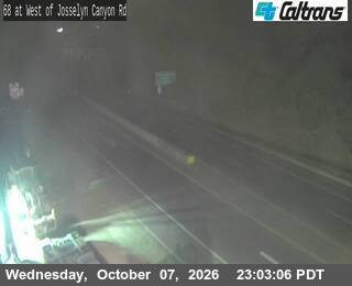 The road at West of Josselyn Canyon Road, live