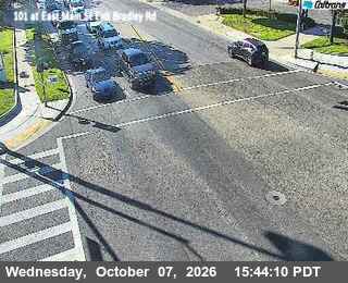 The road at East Main St Exit Bradley Rd, live