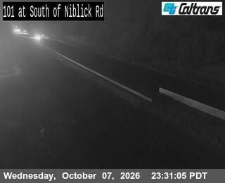 The road at South of Niblick Road, live