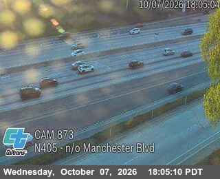 The road at North of MANCHESTER BLVD, live