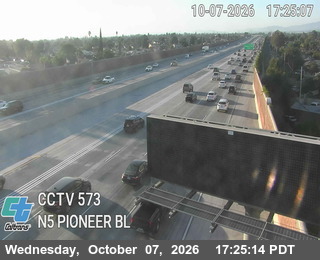 The road at Pioneer BL, live