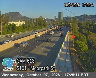 The road at Moorpark St, live