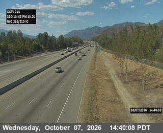 The road at N of I-210, live