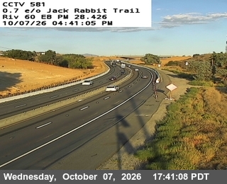 The road at 0.7 mi e/o Jack Rabbit Trail, live