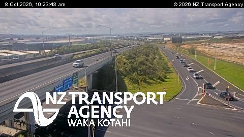 The road at SH20 Puhinui Rd, live