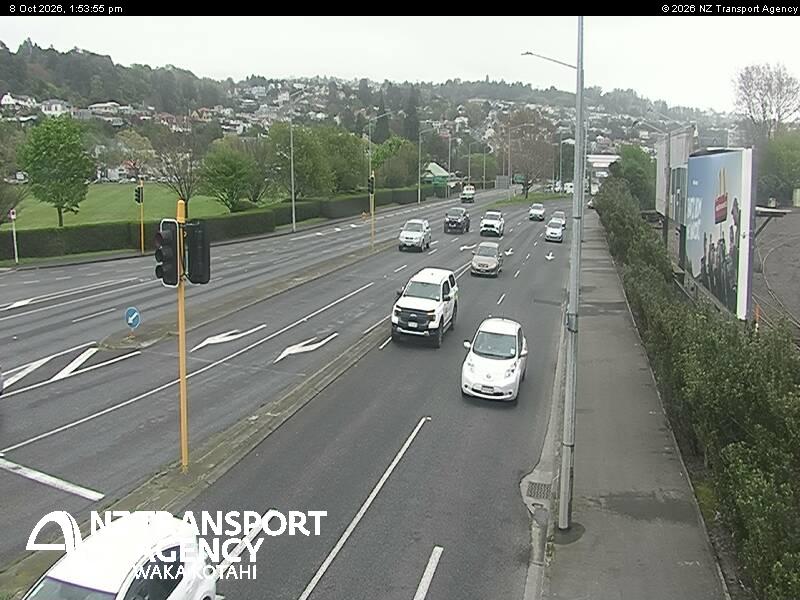 The road at SH1 Caversham Mwy, live