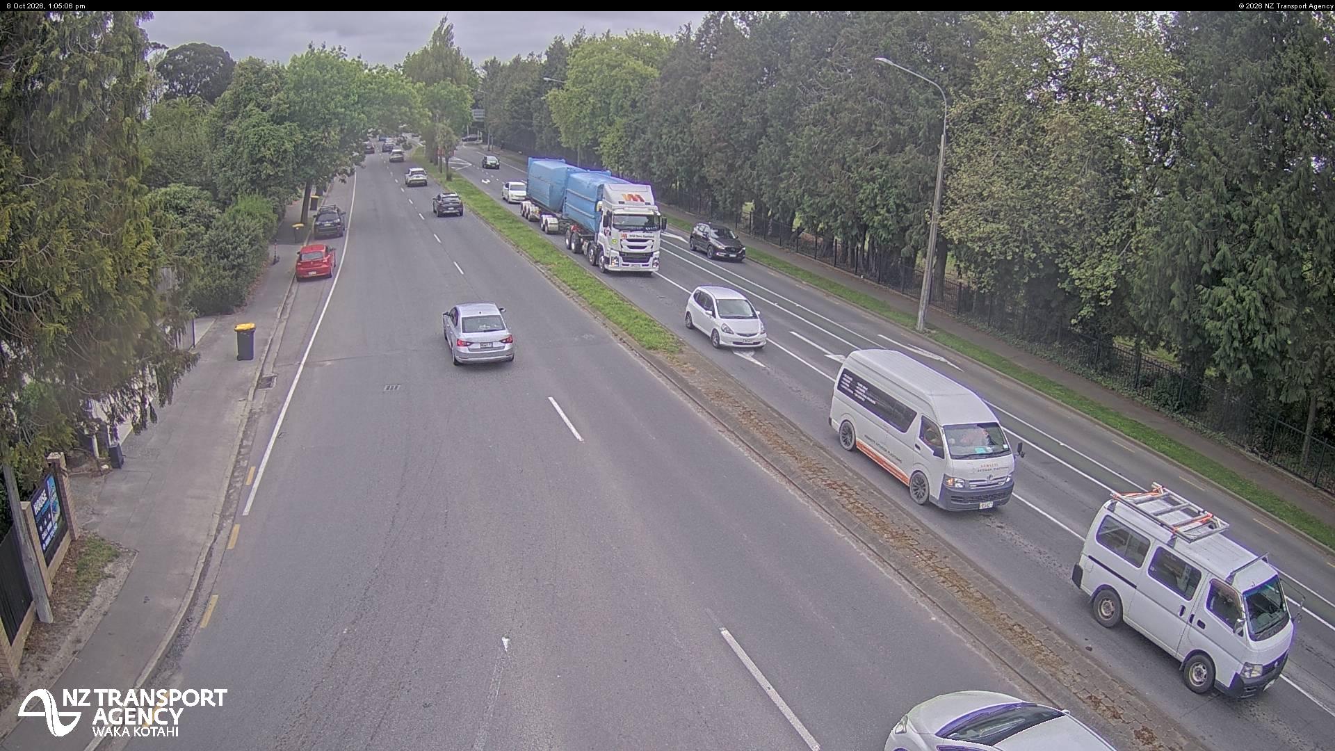 The road at SH73 Yaldhurst Rd, live